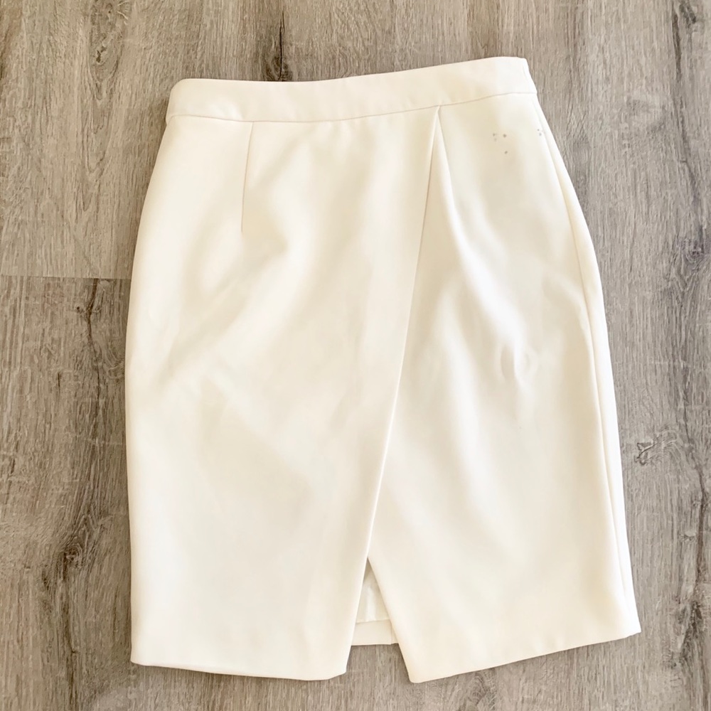 Forever 21 white pencil skirt size S